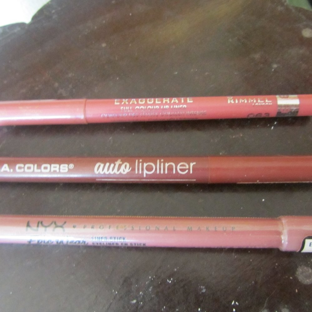 L.A auto lip liner RIMMEL Exaggerate Lip Liner NYX Eyeliner lot of three (3)